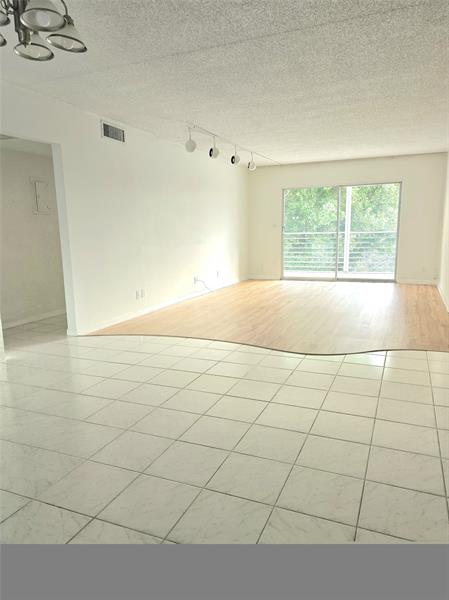 Image 6 of 41 For 2305 Lucaya Lane  B4