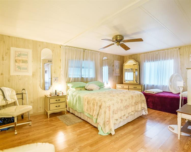 Image 6 of 28 For 8517 16th Pl