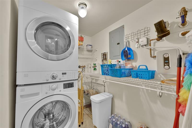 Image 28 of 53 For 5340 2nd Ave  Ph-26