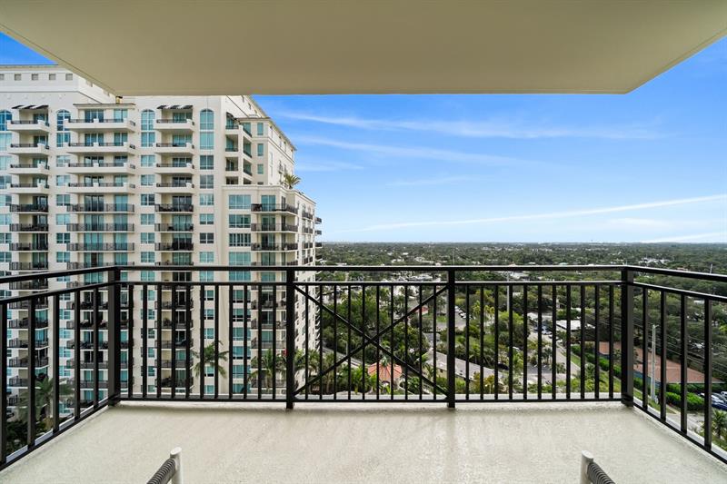 Image 16 of 49 For 610 Las Olas Blvd  1621