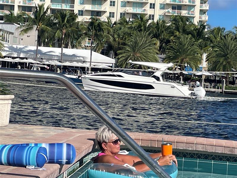 Image 25 of 28 For 2900 30th St  B-2