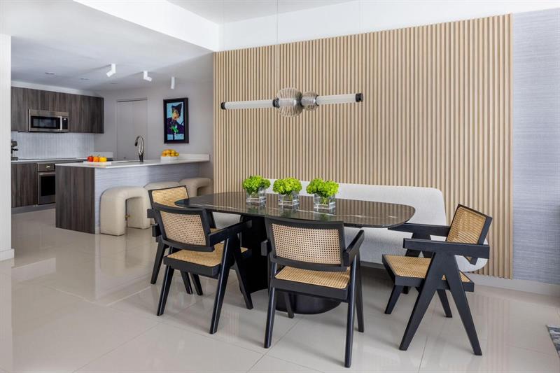 Image 6 of 19 For 488 18th St  2010