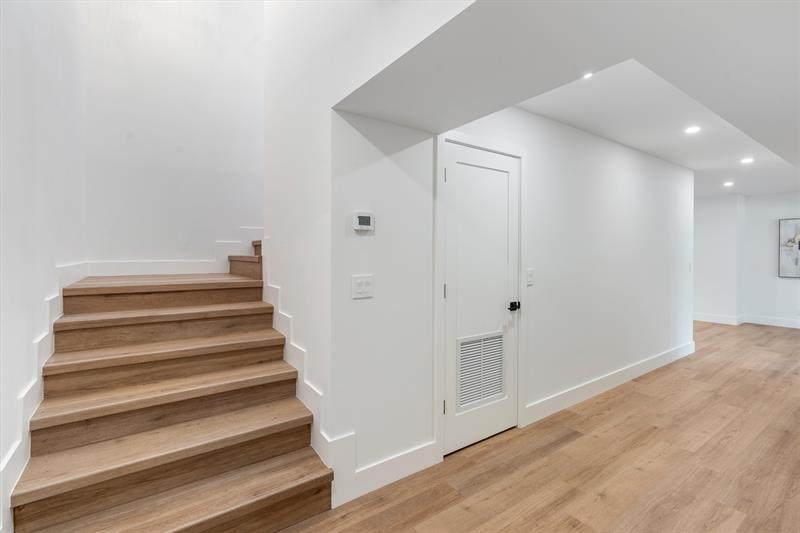 Image 21 of 43 For 4456 Hickory Drive