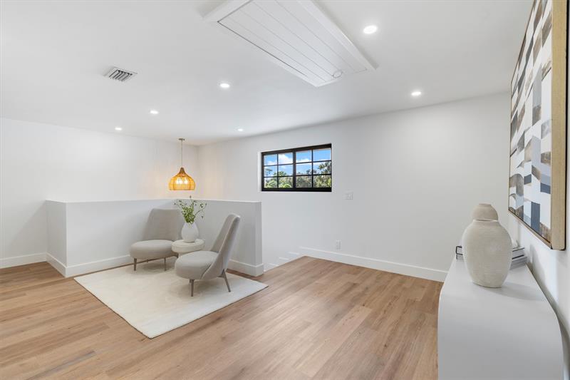 Image 22 of 43 For 4456 Hickory Drive