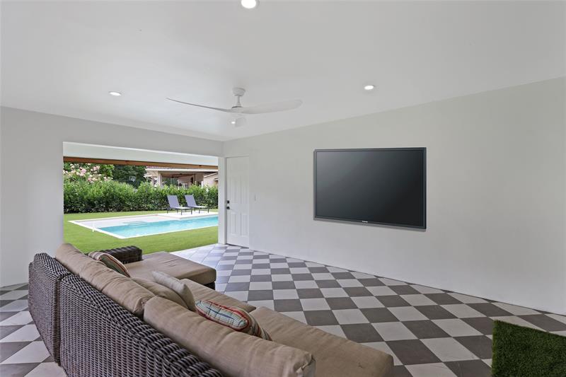 Image 33 of 43 For 4456 Hickory Drive