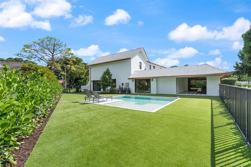 Image 37 of 43 For 4456 Hickory Drive