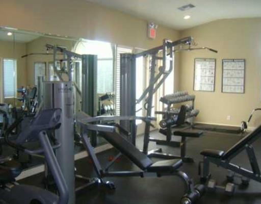 Image 9 of 23 For 701 Lyons Rd  13104