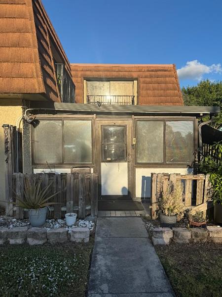 Image 3 of 9 For 9444 48th St  9444