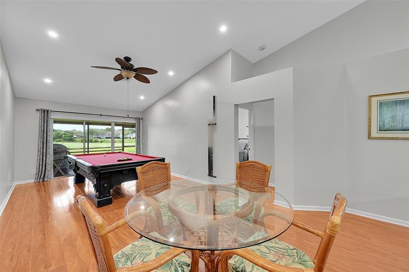 Image 15 of 25 For 7428 Pinewalk Dr S  18-4