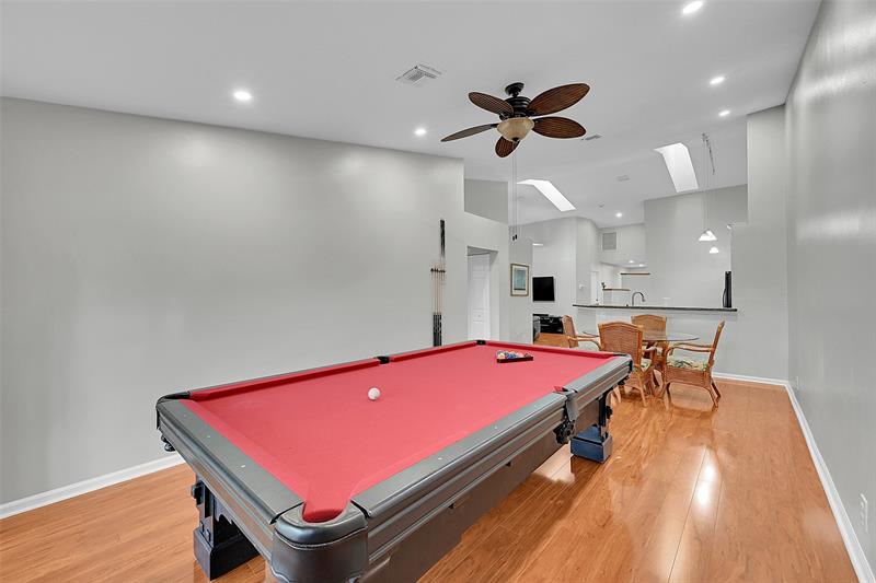 Image 16 of 25 For 7428 Pinewalk Dr S  18-4