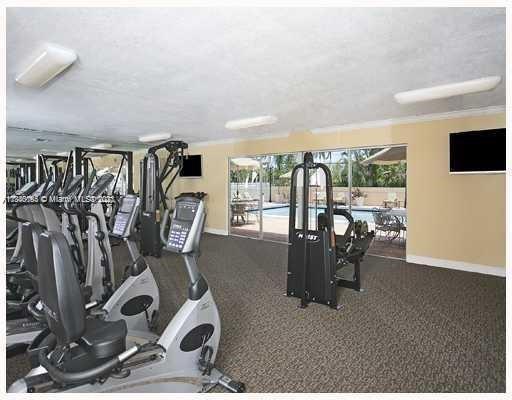 Image 34 of 44 For 1805 Sans Souci Blvd  403