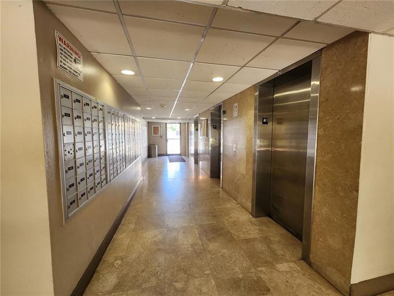 Image 41 of 44 For 1805 Sans Souci Blvd  403