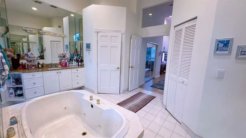 Image 25 of 41 For 1716 124th Way