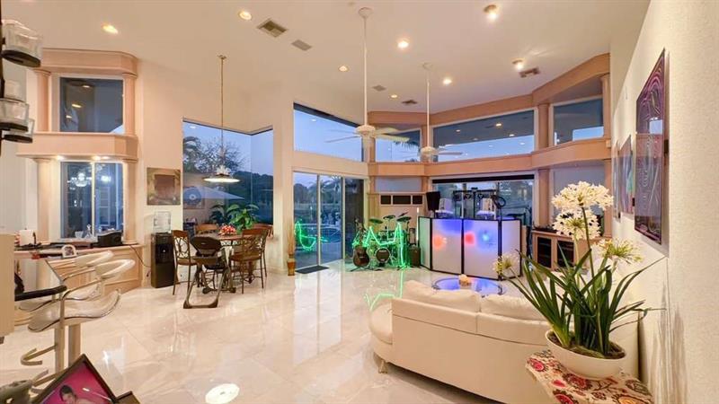 Image 7 of 41 For 1716 124th Way