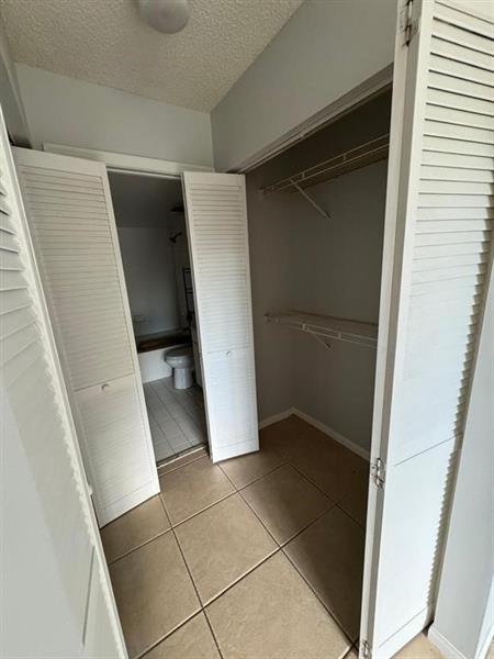 Image 6 of 28 For 4808 State Road 7  204