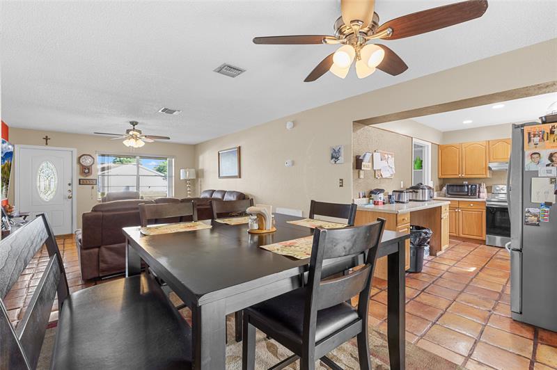 Image 13 of 35 For 7822 7th Ct  