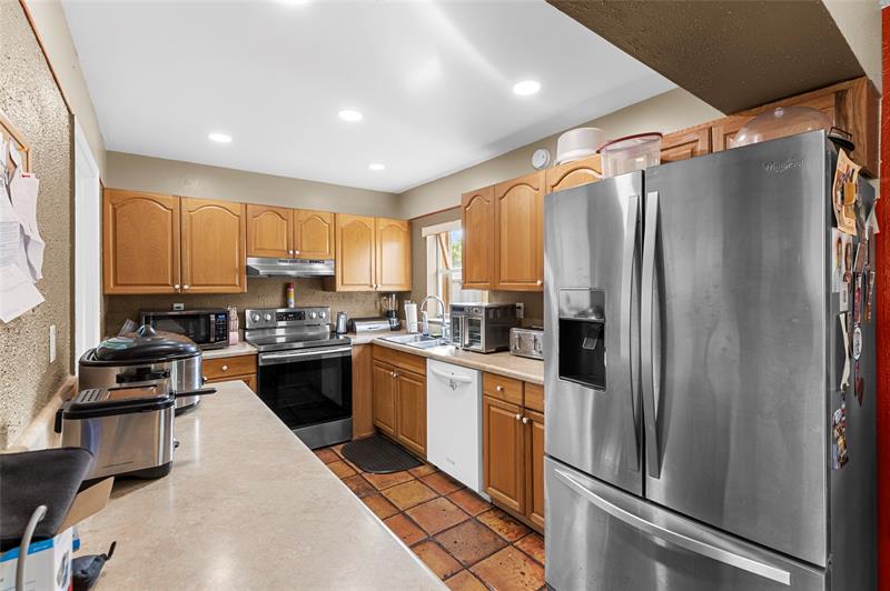 Image 14 of 35 For 7822 7th Ct  