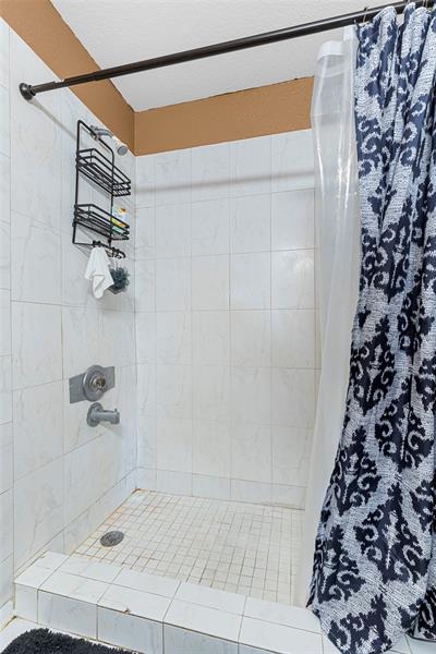 Image 24 of 35 For 7822 7th Ct  