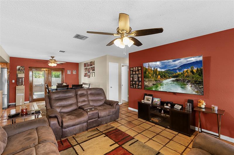 Image 8 of 35 For 7822 7th Ct  