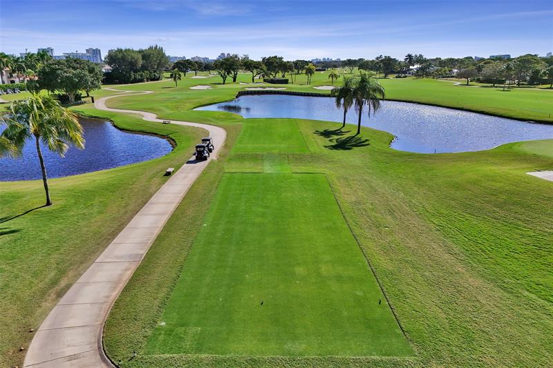 Image 17 of 19 For 4848 23 Avenue 9c