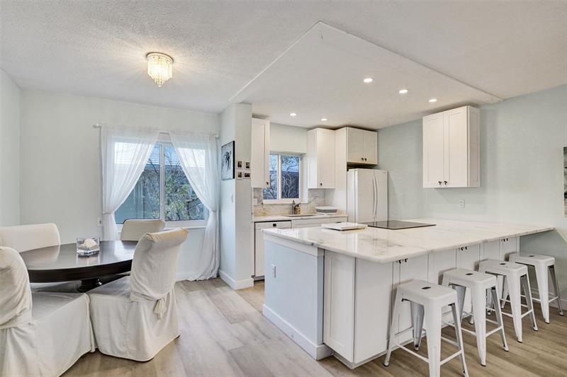 Image 5 of 19 For 4848 23 Avenue 9c