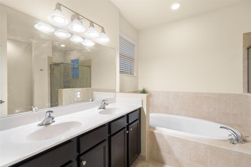 Image 13 of 25 For 9596 Town Parc Cir N  9596