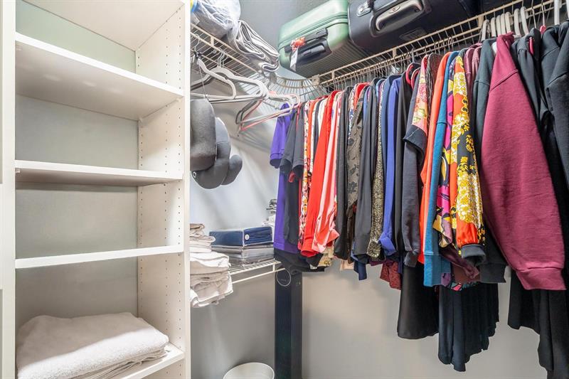 Image 28 of 39 For 3351 Emerald Oaks Dr 103