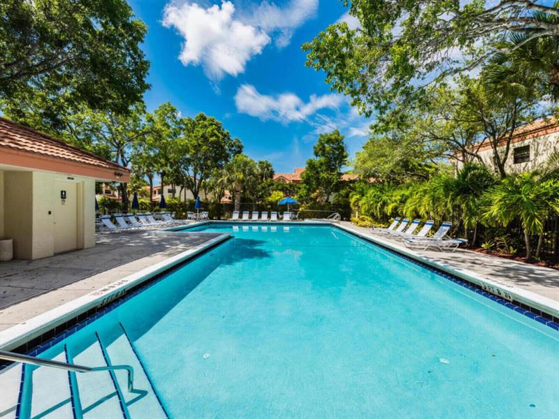 Image 37 of 39 For 3351 Emerald Oaks Dr 103