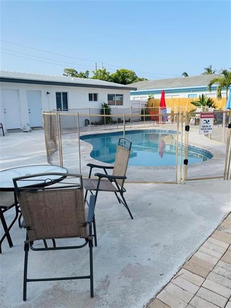 Image 8 of 11 For 684 37th St  3