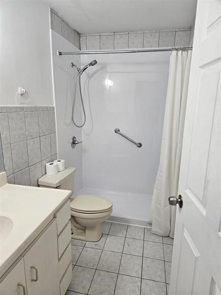 Image 2 of 8 For 8851 119th St  1106-1