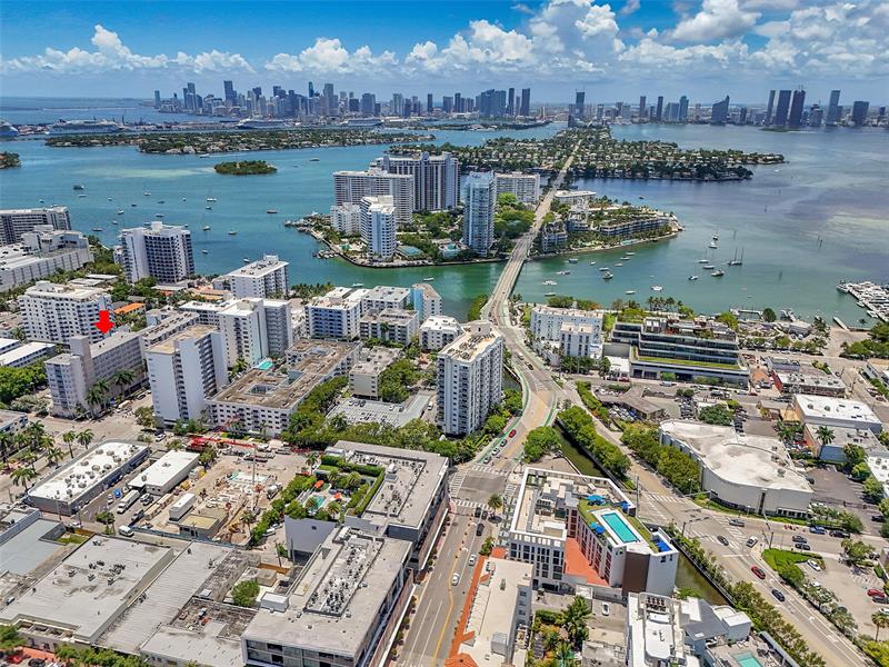 Image 26 of 30 For 1300 Lincoln Rd  D-804