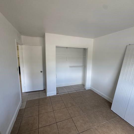 Image 7 of 8 For 5150 6th Ave  116