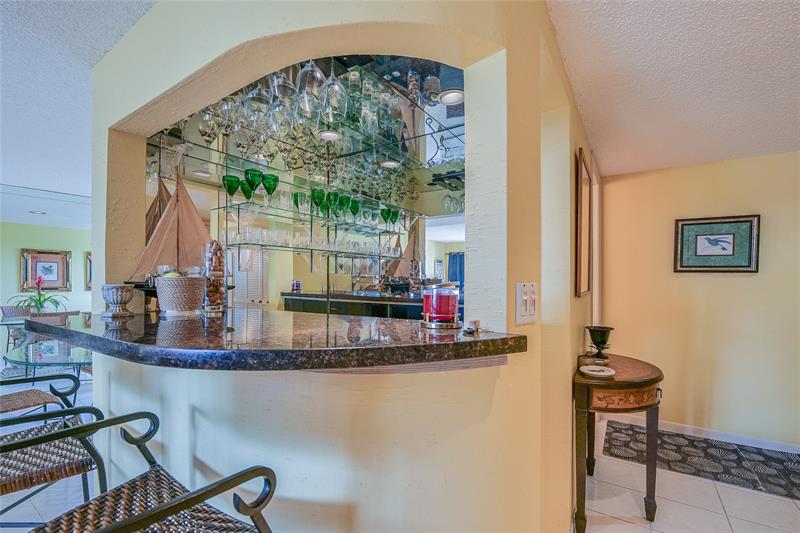 Image 13 of 65 For 3930 Inverrary Blvd  608 D