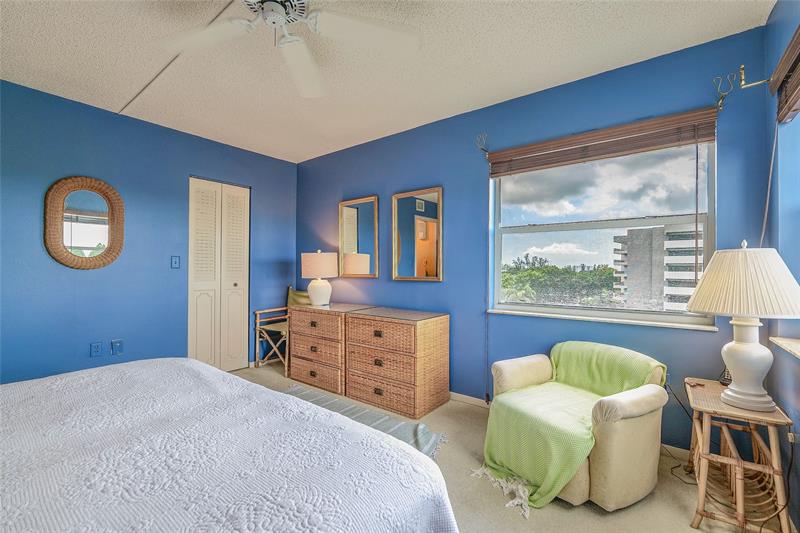 Image 34 of 65 For 3930 Inverrary Blvd  608 D