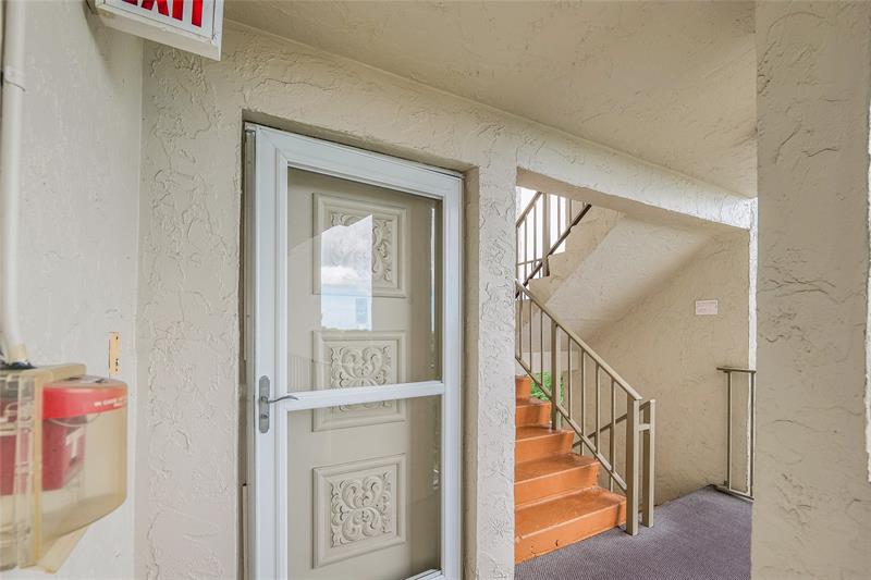 Image 38 of 65 For 3930 Inverrary Blvd  608 D