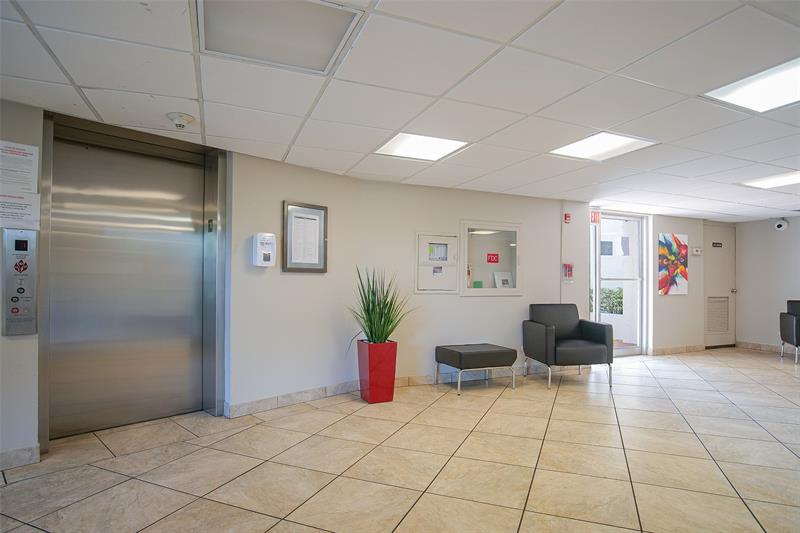 Image 43 of 65 For 3930 Inverrary Blvd  608 D