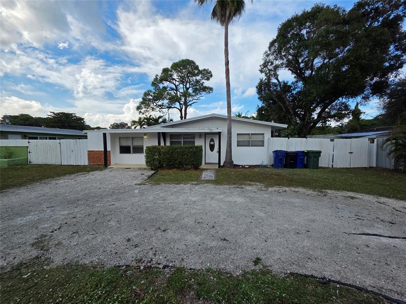 Image 24 of 27 For 341 Delaware Ave