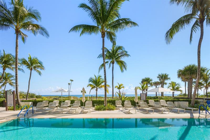 Image 42 of 47 For 730 Ocean Blvd  404