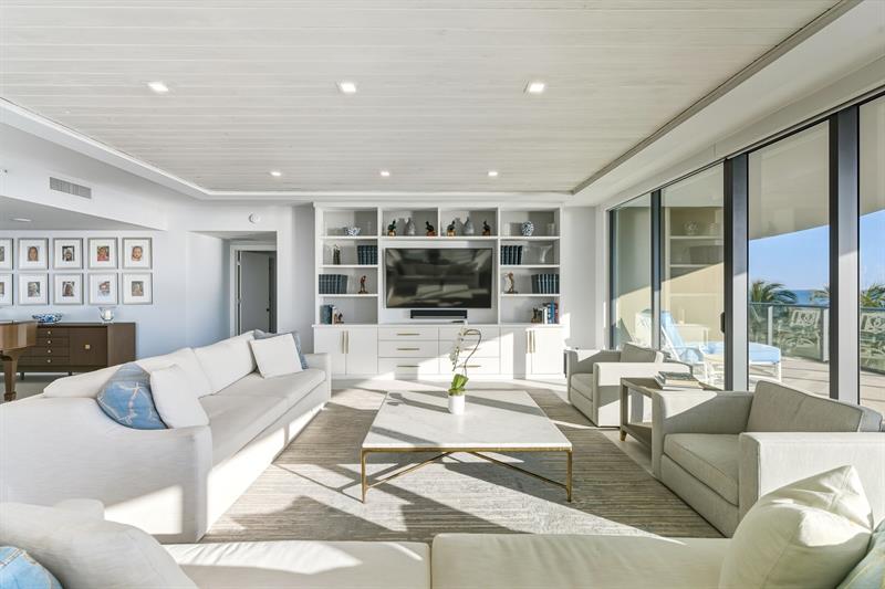 Image 8 of 47 For 730 Ocean Blvd  404