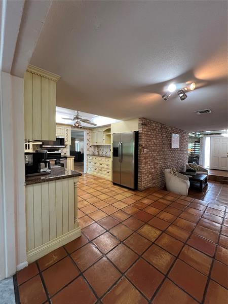 Image 26 of 30 For 4620 25th Ave