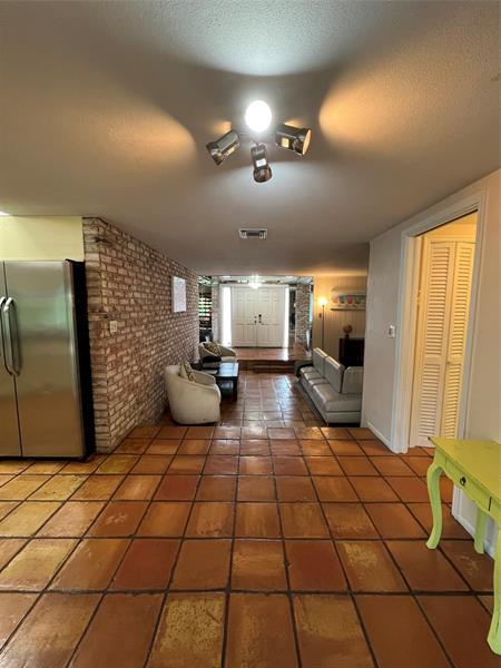 Image 27 of 30 For 4620 25th Ave