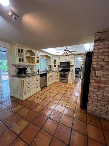 Image 29 of 30 For 4620 25th Ave