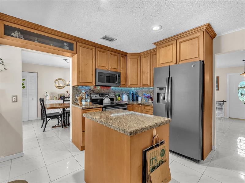 Image 12 of 36 For 3721 114th Ln