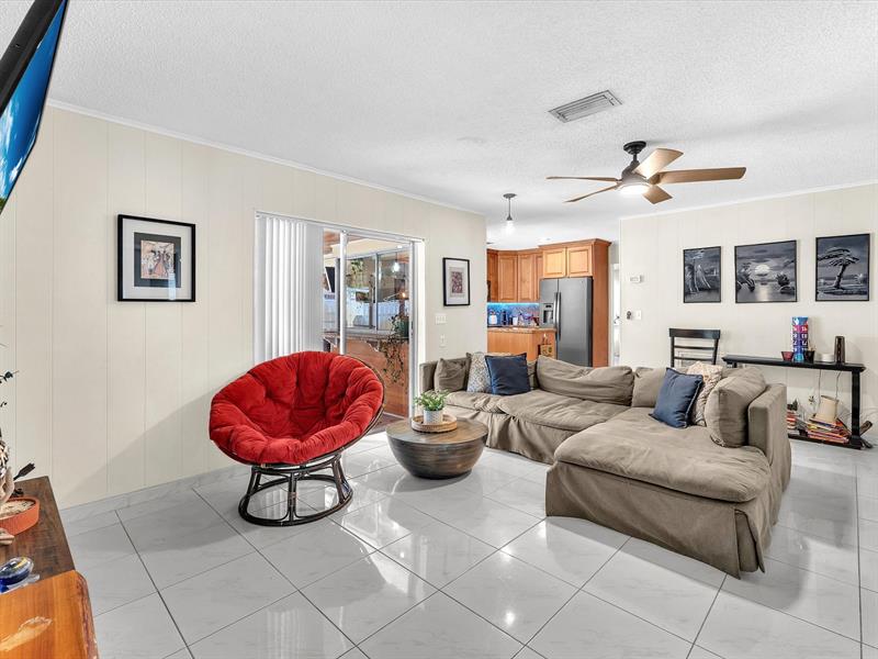 Image 18 of 36 For 3721 114th Ln