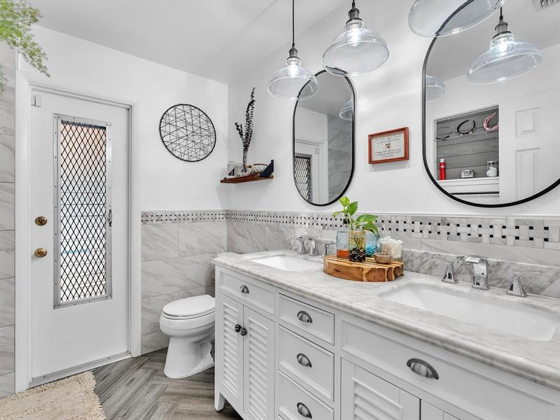 Image 22 of 36 For 3721 114th Ln