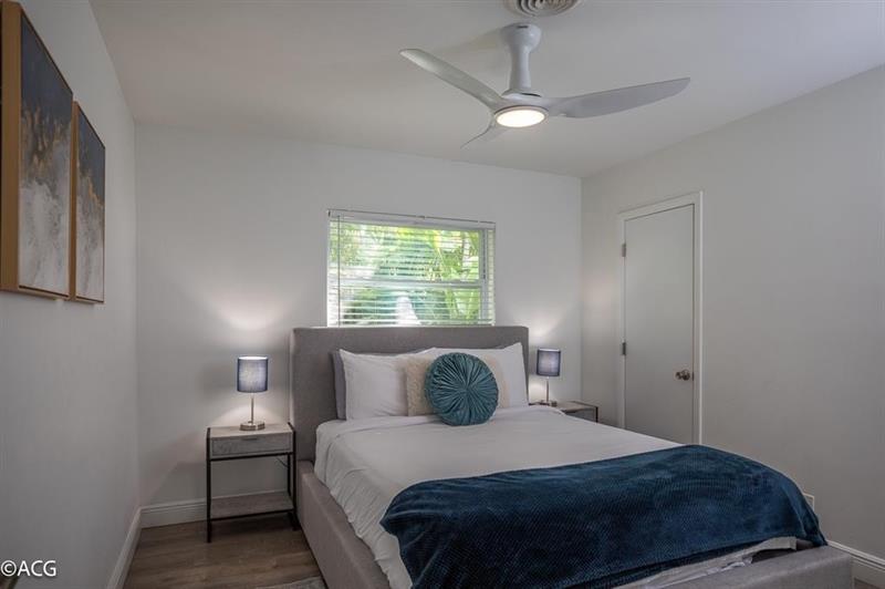 Image 9 of 13 For 19 16th St  