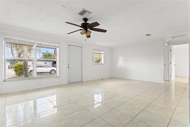 Image 9 of 47 For 4184 49th Ct