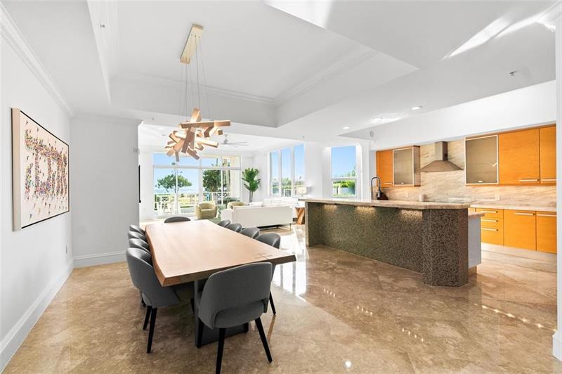 Image 6 of 34 For 701 21st Ave  109