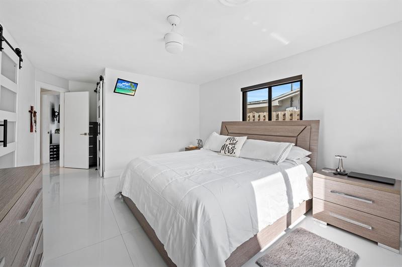 Image 16 of 36 For 4314 Roosevelt St