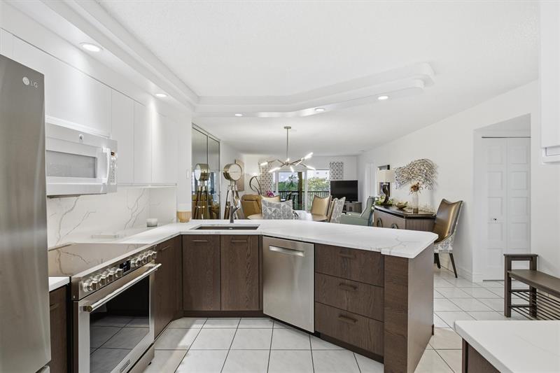 Image 10 of 43 For 2238 Cypress Bend Dr  608